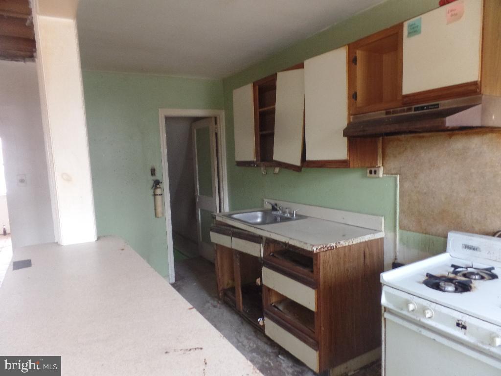 2840 Fanshawe Street Philadelphia, PA 19149 - Photo 11 of 29 Gallery Image 11