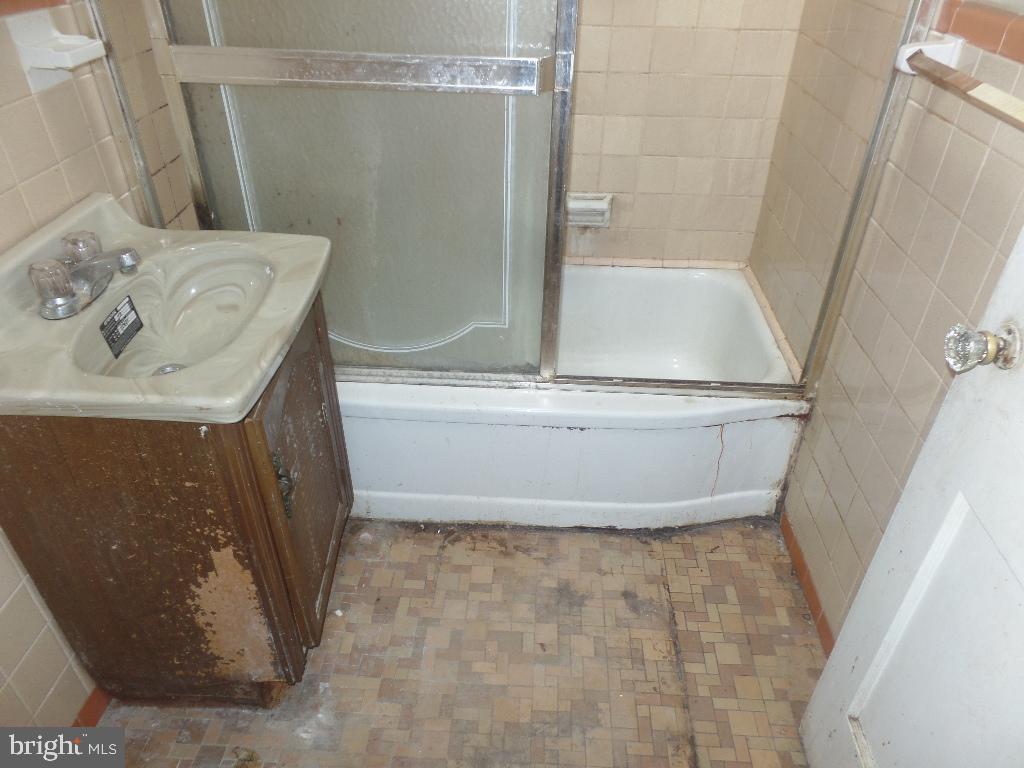 2840 Fanshawe Street Philadelphia, PA 19149 - Photo 21 of 29 Gallery Image 21