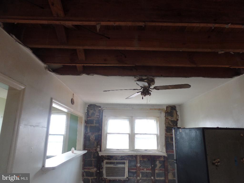 2840 Fanshawe Street Philadelphia, PA 19149 - Photo 8 of 29 Gallery Image 8