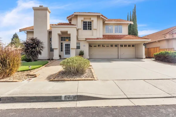 $629,999 | 231 Sungate Court, Vacaville, CA 95688