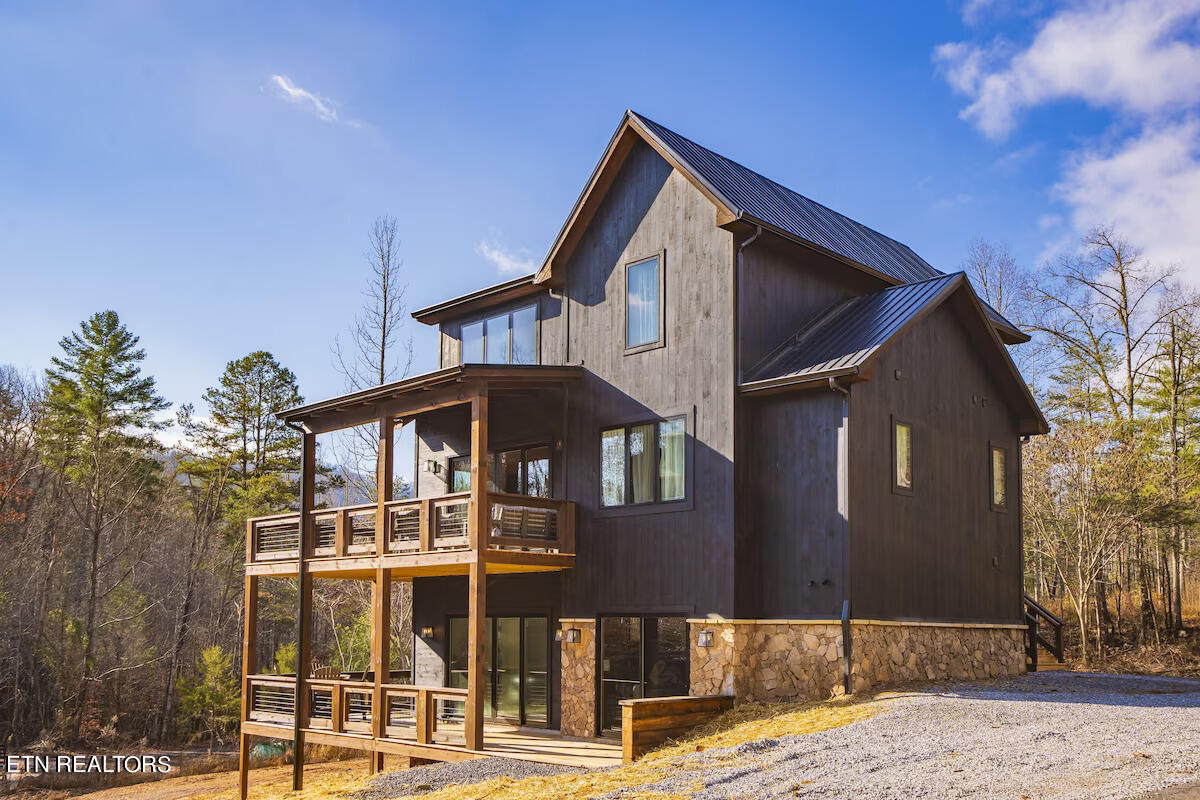 Storm Bringer Outside