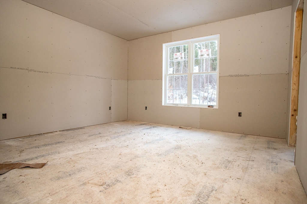 216 Holtshire Road Orange, MA 01364 - Photo 18 of 21