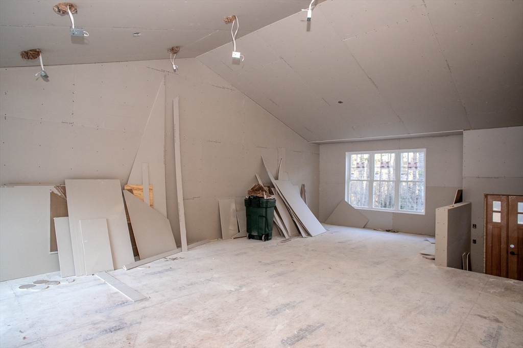 216 Holtshire Road Orange, MA 01364 - Photo 8 of 21