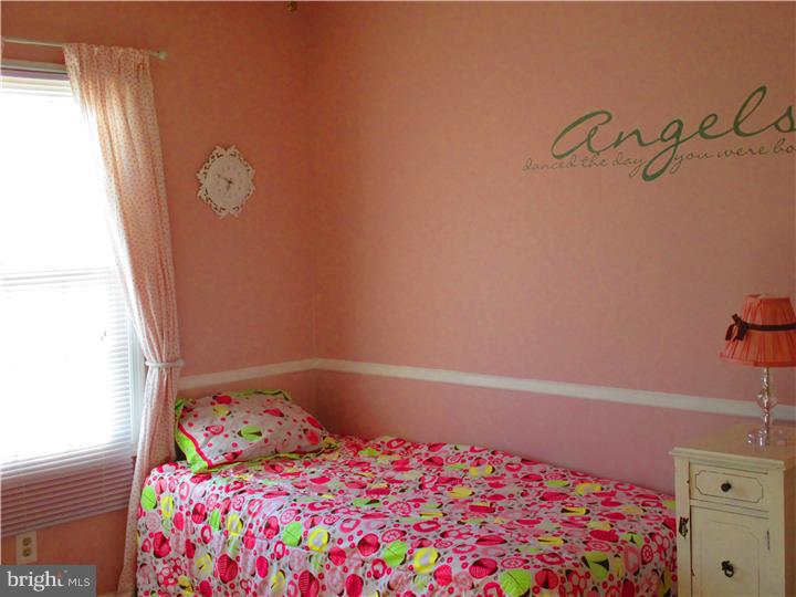 109 Lomond Road Williamstown, NJ 08094 - Photo 11 of 19 Bedroom 2