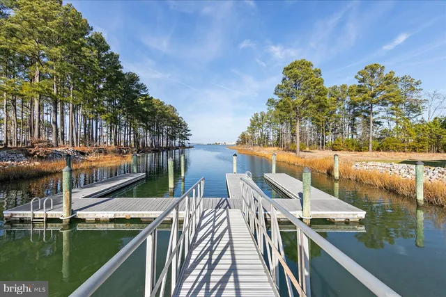 $825,000 | 37486 Seaside Drive, Ocean View, DE 19970