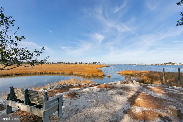 $825,000 | 37486 Seaside Drive, Ocean View, DE 19970