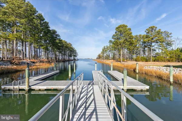 $825,000 | 37486 Seaside Drive, Ocean View, DE 19970