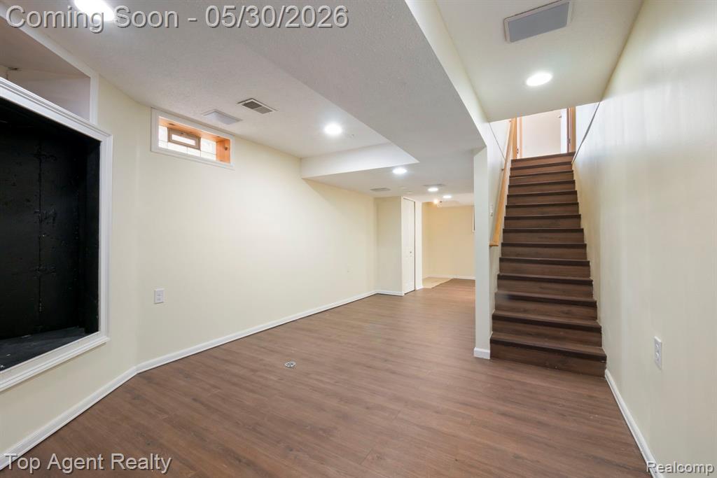2018 John R Road Troy, MI 48083 - Photo 19 of 30