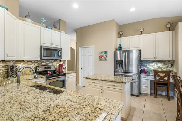 $369,000 | 3134 Ashford Square, Vero Beach, FL 32966