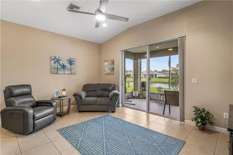 $369,000 | 3134 Ashford Square, Vero Beach, FL 32966