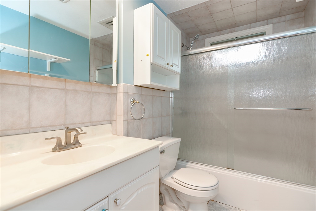 65-67 Goldcliff Road Malden, MA 02148 - Photo 9 of 38 Gallery Image 9