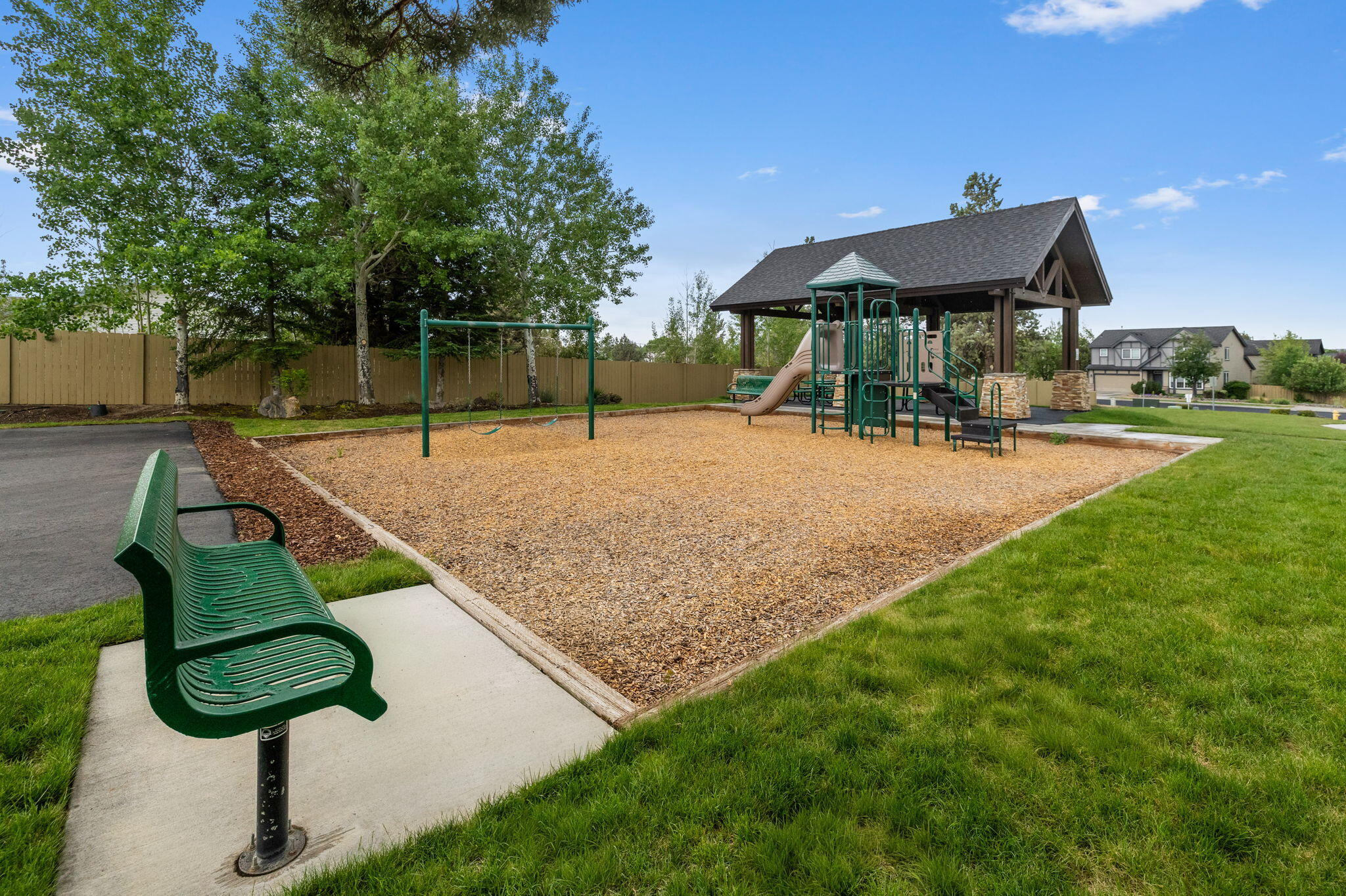 2800 Southwest 49th Street Redmond, OR 97756 - Photo 28 of 33