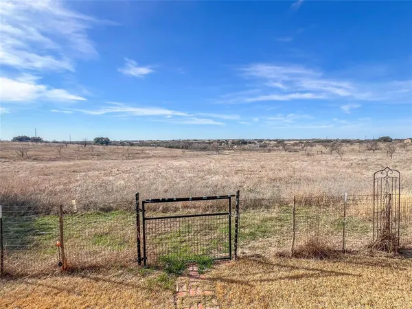 $2,300 | 971 Farm To Market 1467, Zephyr, TX 76890