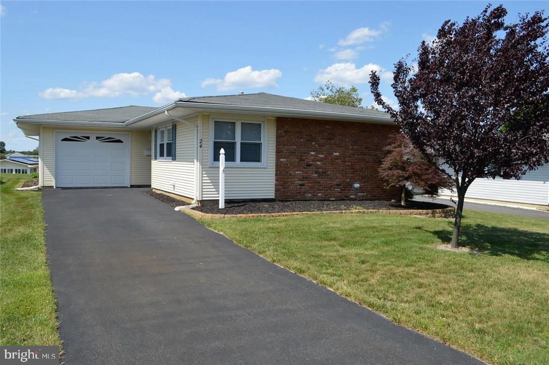 24 Keats Road Brick, NJ 08724 - Photo 2 of 26 Gallery Image 2