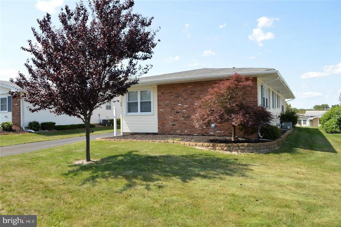 24 Keats Road Brick, NJ 08724 - Photo 3 of 26 Gallery Image 3