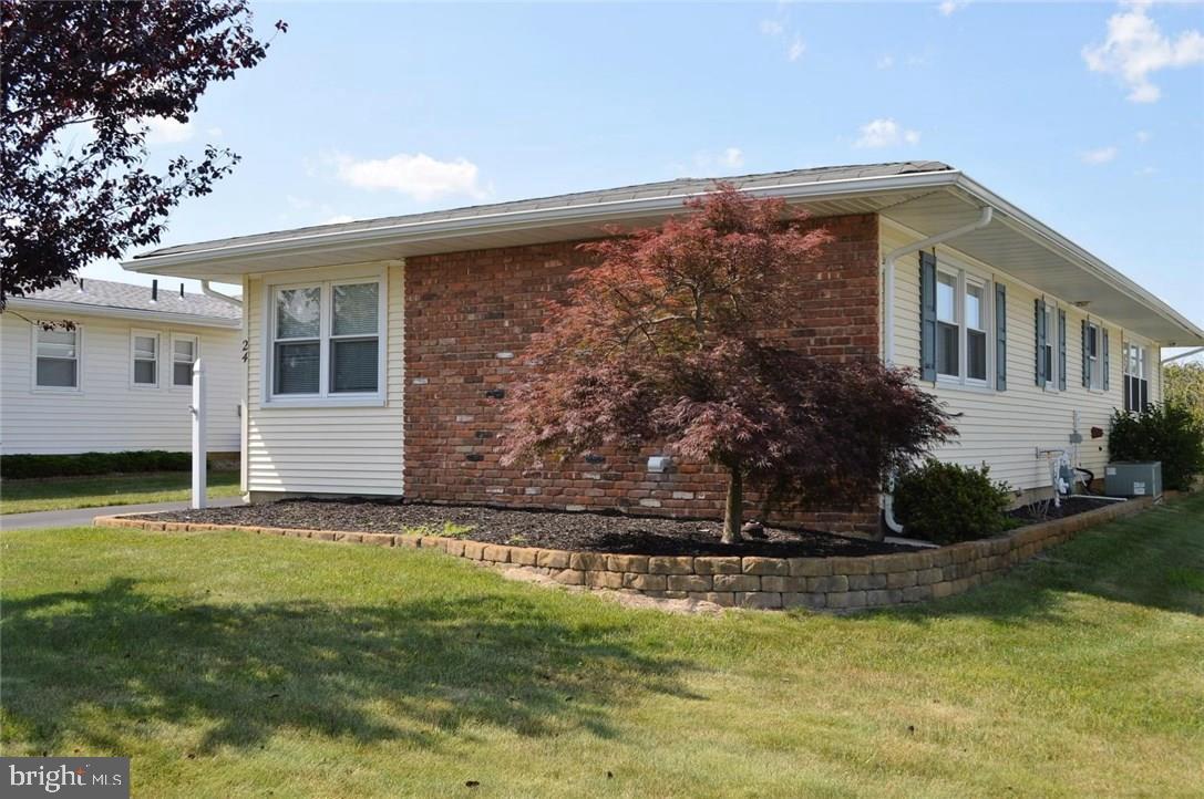 24 Keats Road Brick, NJ 08724 - Photo 4 of 26 Gallery Image 4