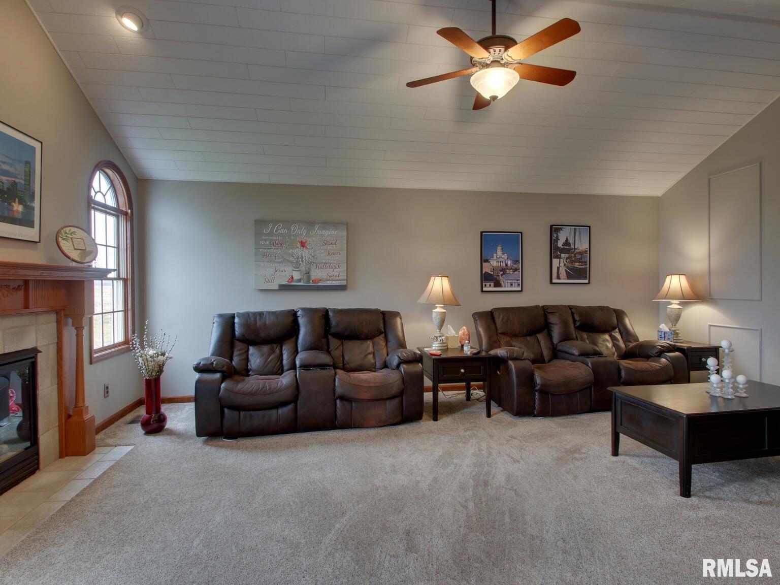 4729 Covington Lane Quincy, IL 62305 - Photo 11 of 31