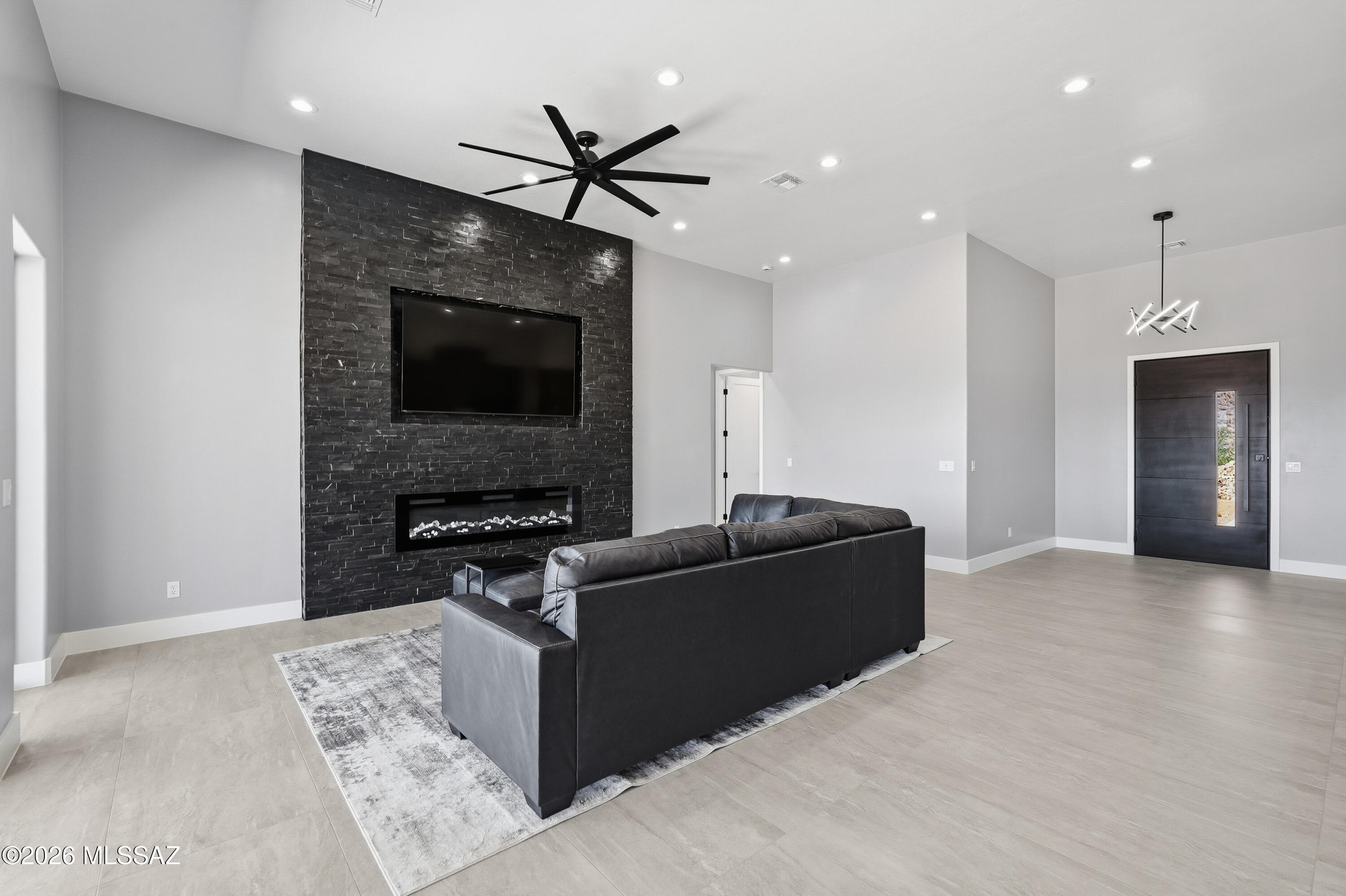 188 Vereda Cabrilla Lane Rio Rico, AZ 85648 - Photo 13 of 44 ListerPros_040