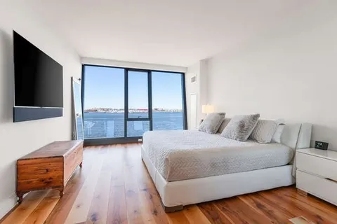 $6,700,000 | 300 Pier 4 Blvd., Unit 5C, Boston, MA 02210