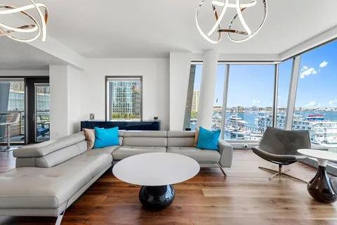 $6,700,000 | 300 Pier 4 Blvd., Unit 5C, Boston, MA 02210