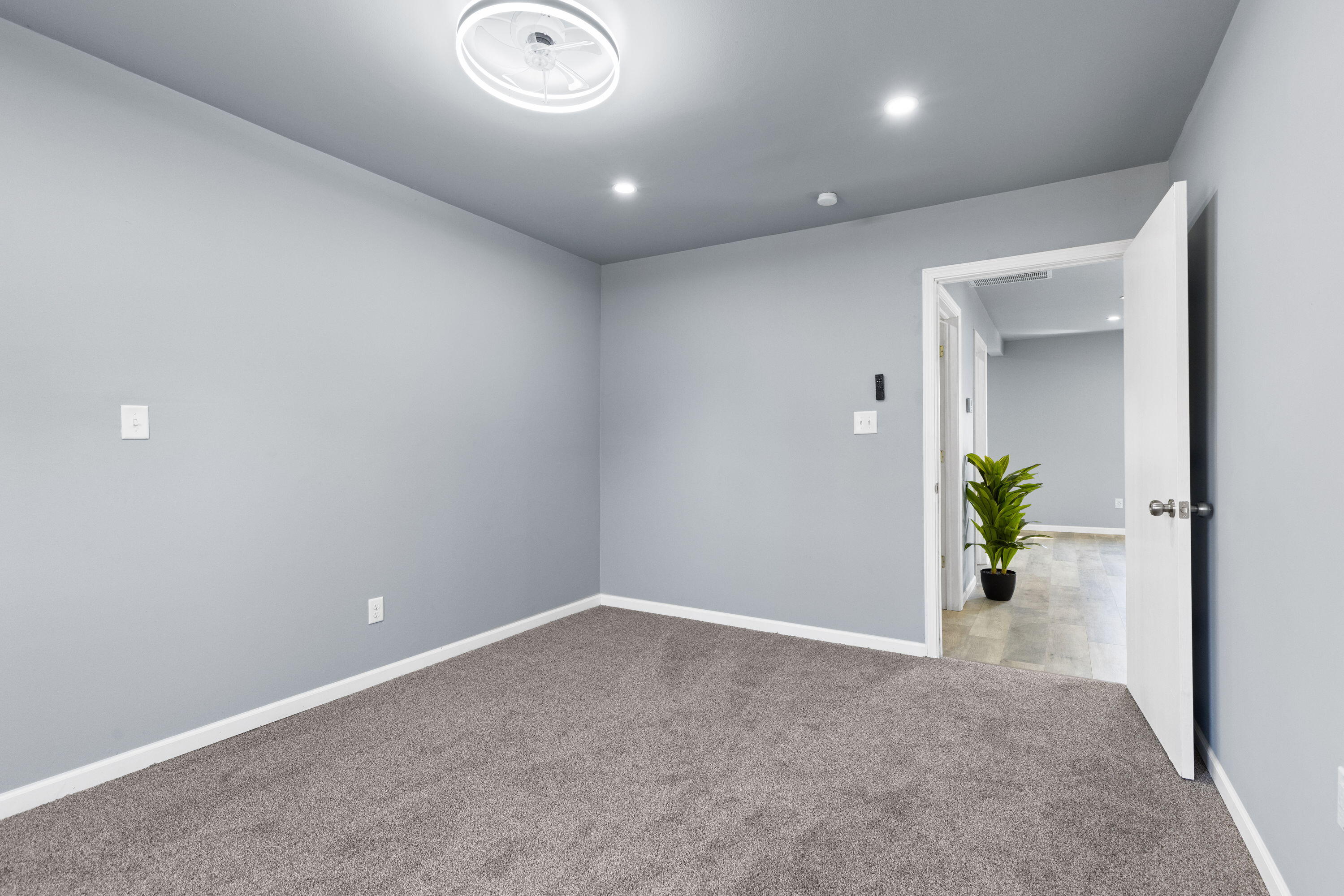 6344 West 25th Avenue Gary, IN 46406 - Photo 17 of 52 wooden floor in an empty room