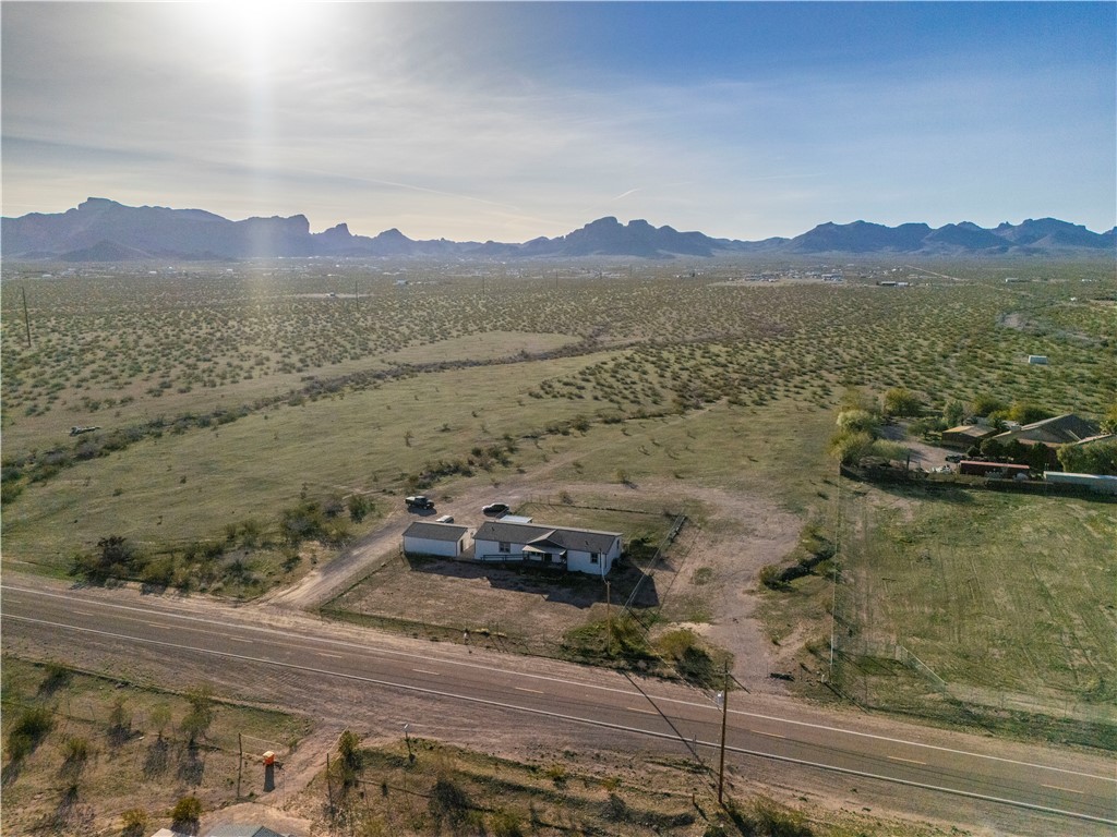 1071 South Estrella Road Golden Valley, AZ 86413 - Photo 44 of 50 a view of lake and mountain