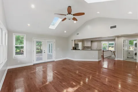 $989,900 | 224 Sunset Island Trail, Gallatin, TN 37066