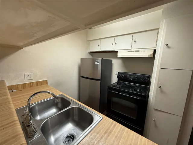 $1,100 | 10501 South Drive, Unit 283, Houston, TX 77099