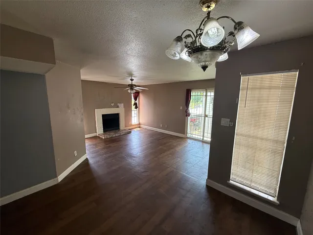 $1,100 | 10501 South Drive, Unit 283, Houston, TX 77099