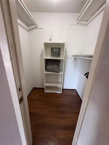 $1,100 | 10501 South Drive, Unit 283, Houston, TX 77099