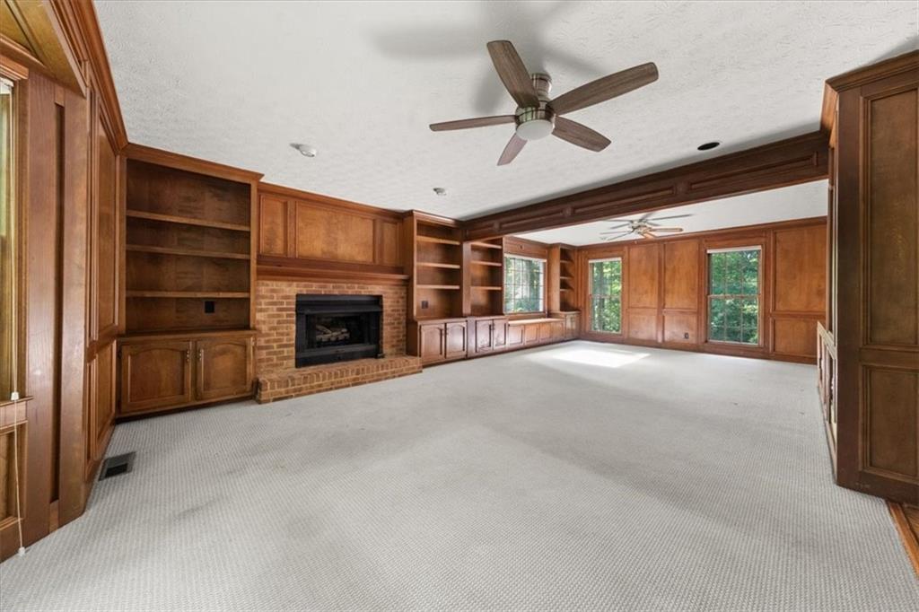 127 Roe Hampton Lane Southwest Stone Mountain, GA 30087 - Photo 11 of 51