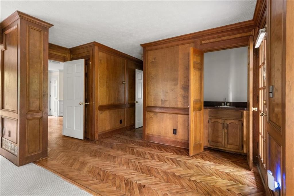 127 Roe Hampton Lane Southwest Stone Mountain, GA 30087 - Photo 14 of 51