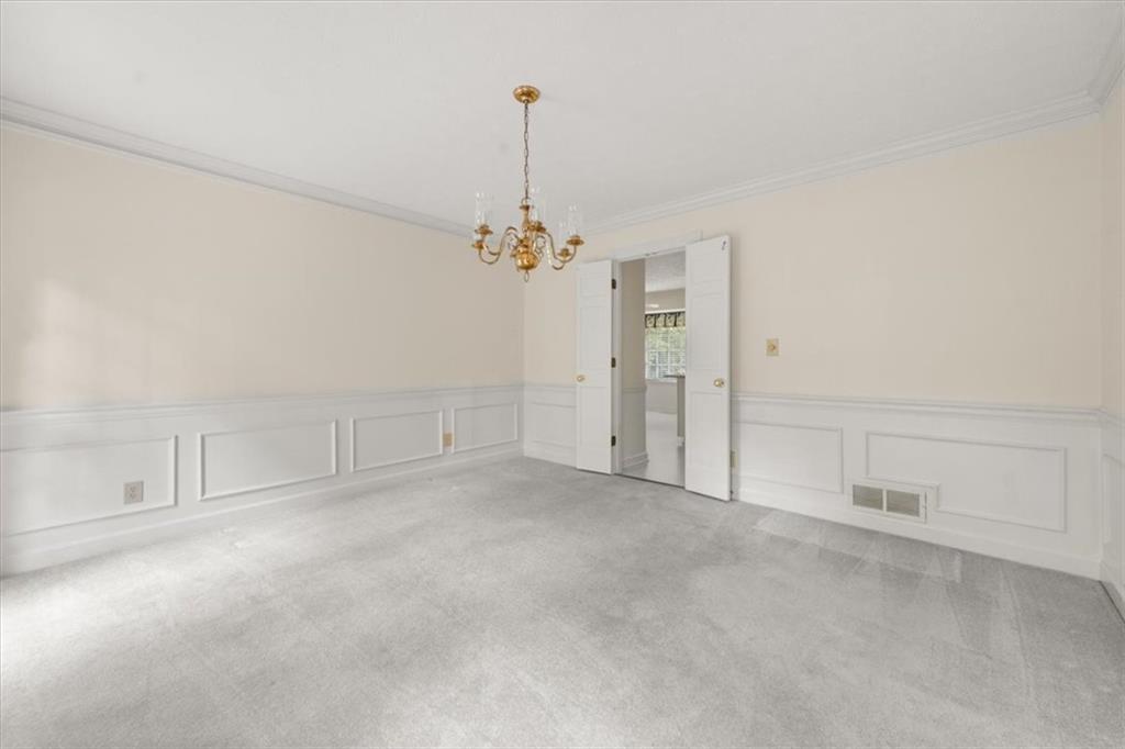 127 Roe Hampton Lane Southwest Stone Mountain, GA 30087 - Photo 16 of 51