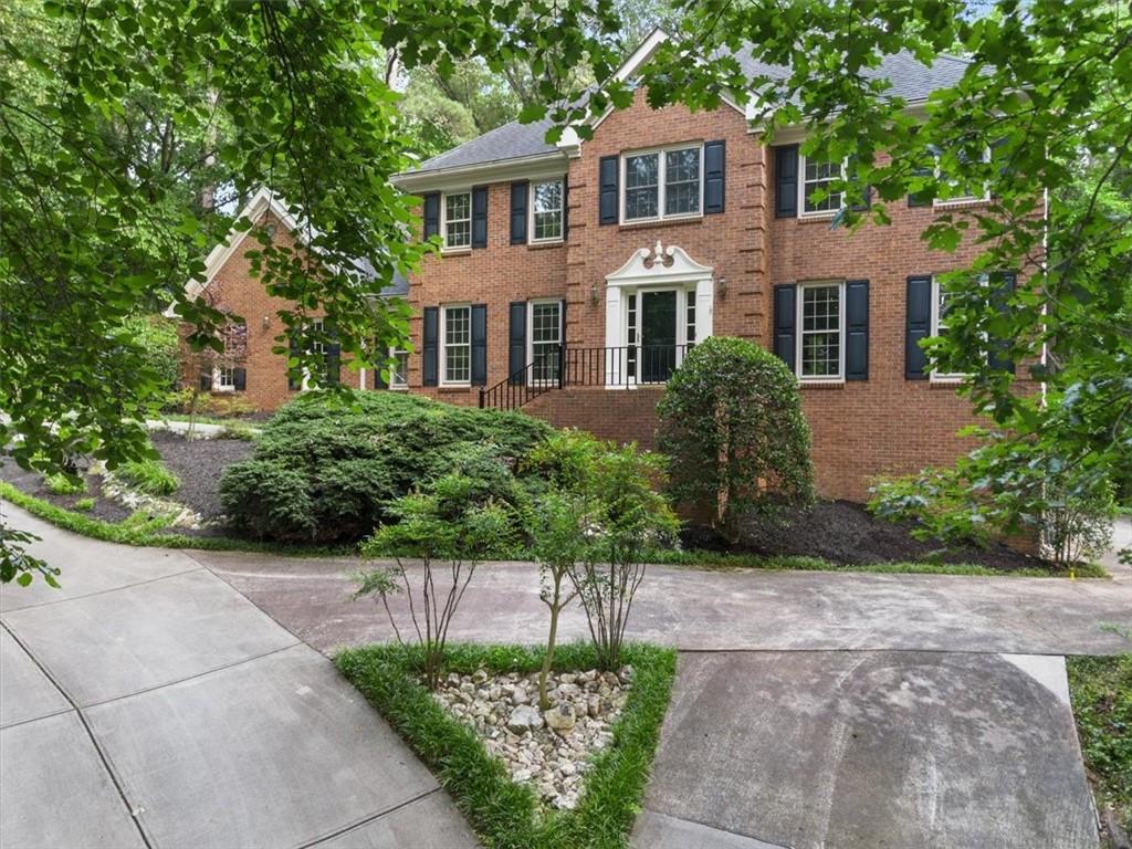 127 Roe Hampton Lane Southwest Stone Mountain, GA 30087 - Photo 2 of 51