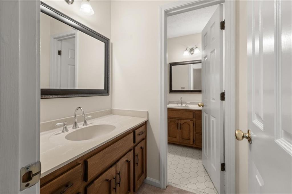 127 Roe Hampton Lane Southwest Stone Mountain, GA 30087 - Photo 32 of 51