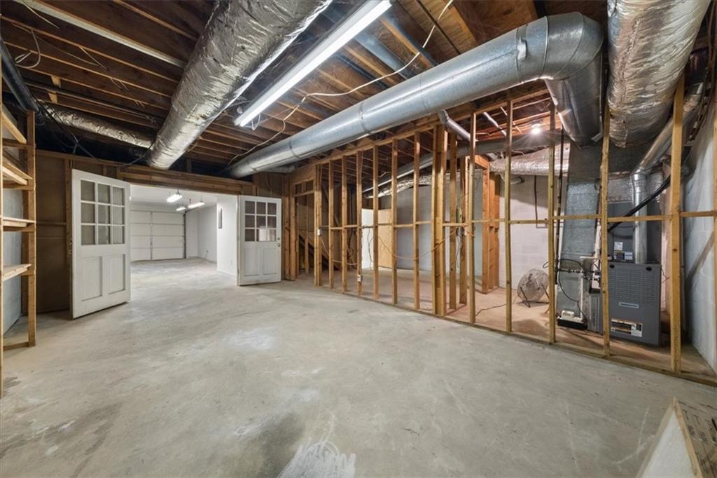 127 Roe Hampton Lane Southwest Stone Mountain, GA 30087 - Photo 44 of 51