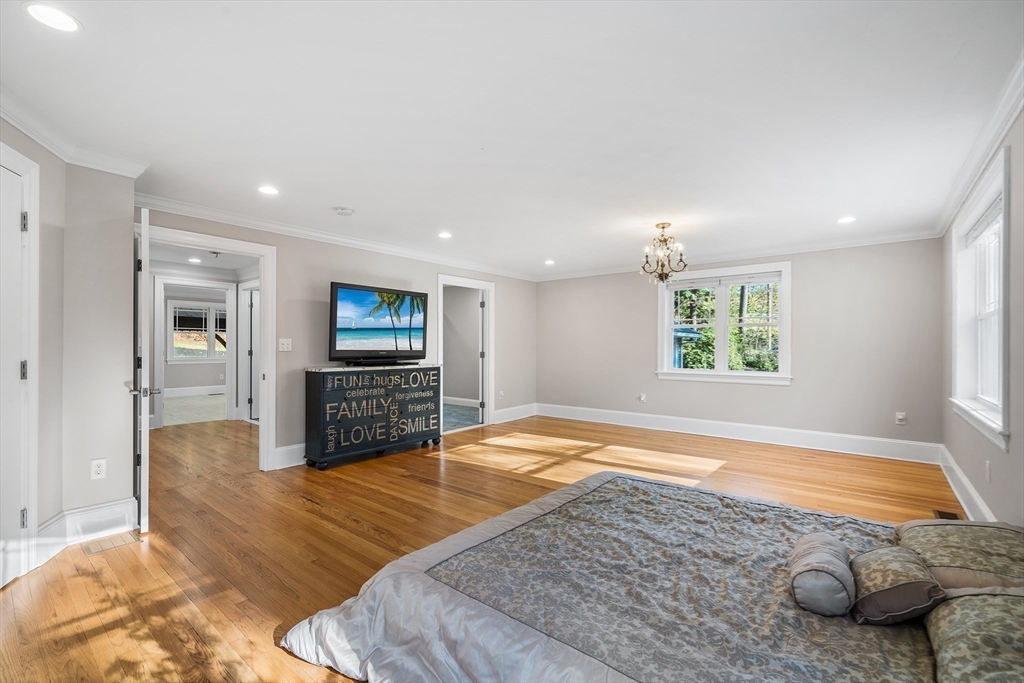 29 Pilgrim Way Walpole, MA 02032 - Photo 17 of 42
