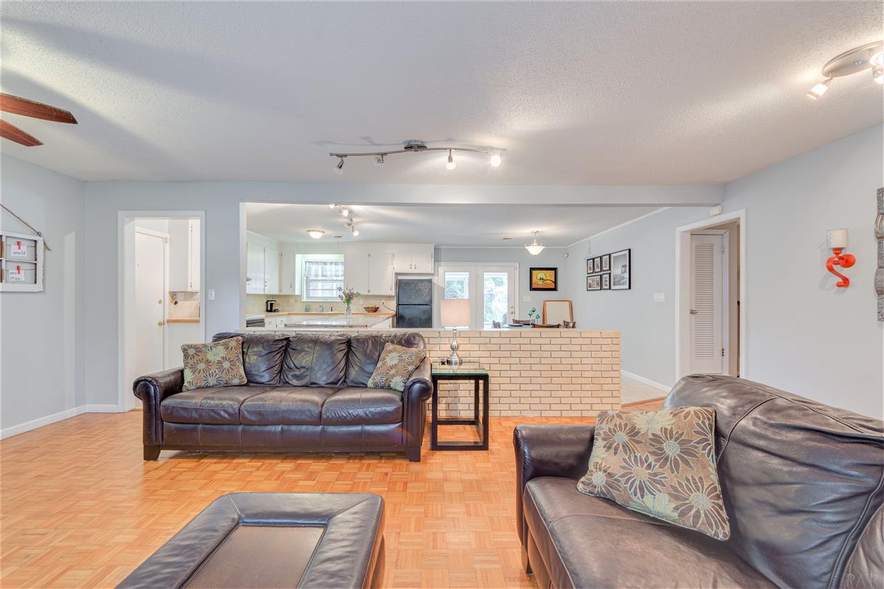 6121 Azalea Road Pensacola, FL 32504 - Photo 19 of 36 Gallery Image 19