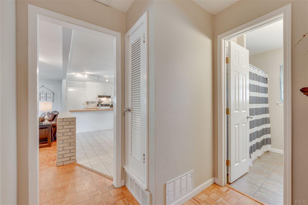 6121 Azalea Road Pensacola, FL 32504 - Photo 26 of 36 Gallery Image 26