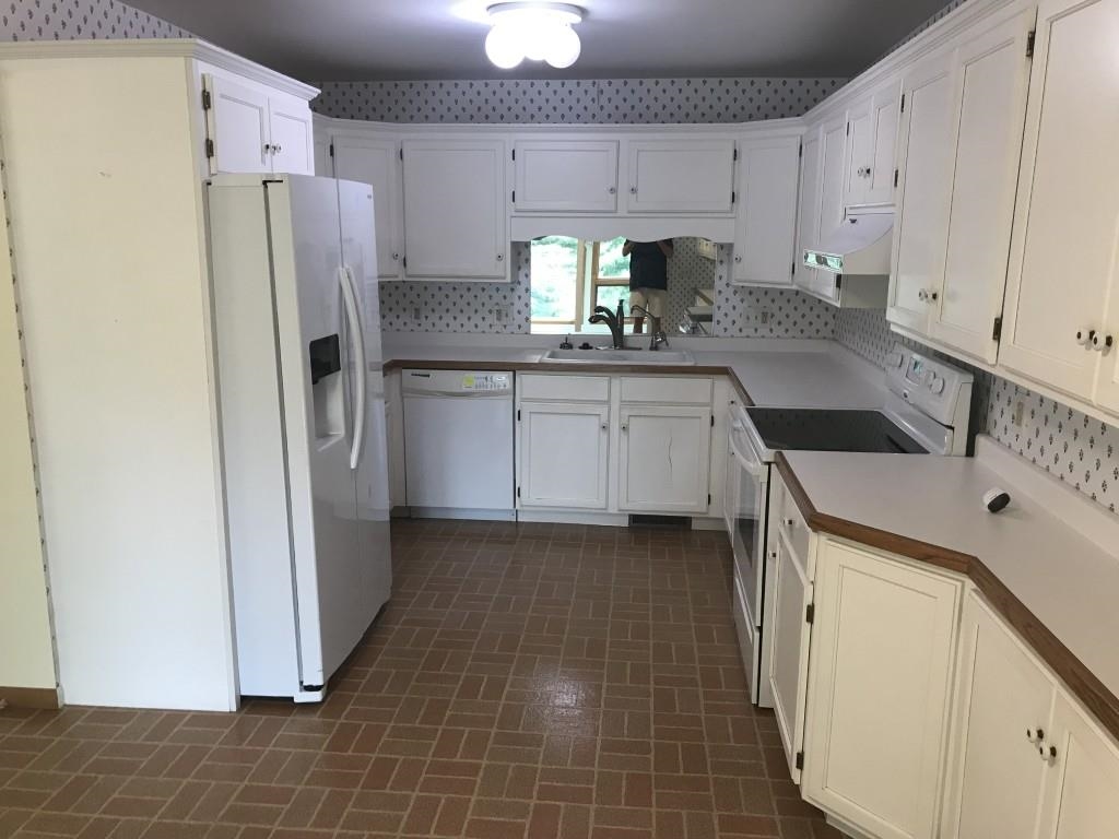 2305 Ridgeview Drive Wausau, WI 54401 - Photo 11 of 23