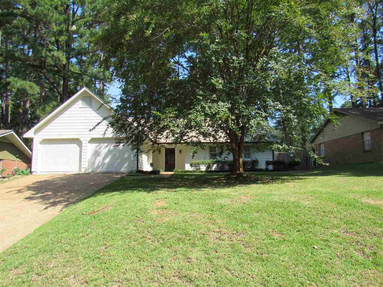 220 Fox Meadows Road Jackson, MS 39212 - Photo 1 of 33 Photo 1