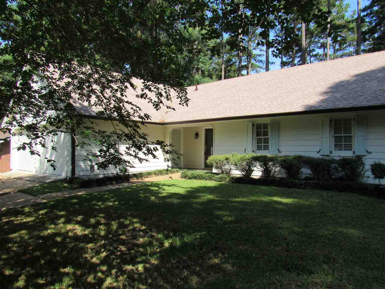 220 Fox Meadows Road Jackson, MS 39212 - Photo 3 of 33 Photo 4