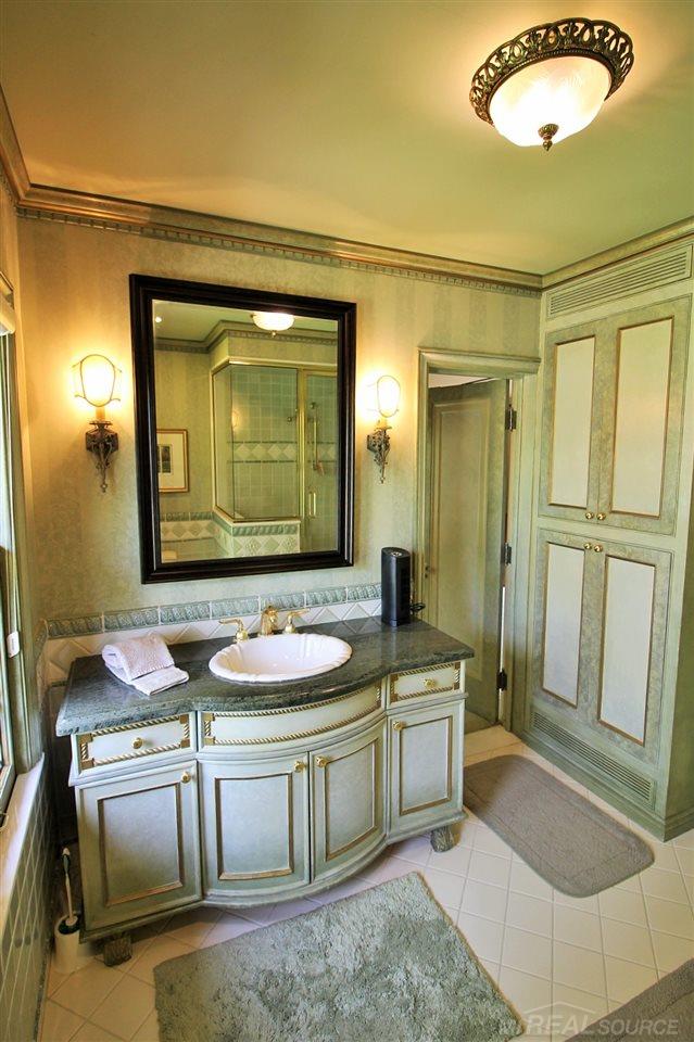 865 Trombley Road Grosse Pointe Park, MI 48230 - Photo 48 of 99