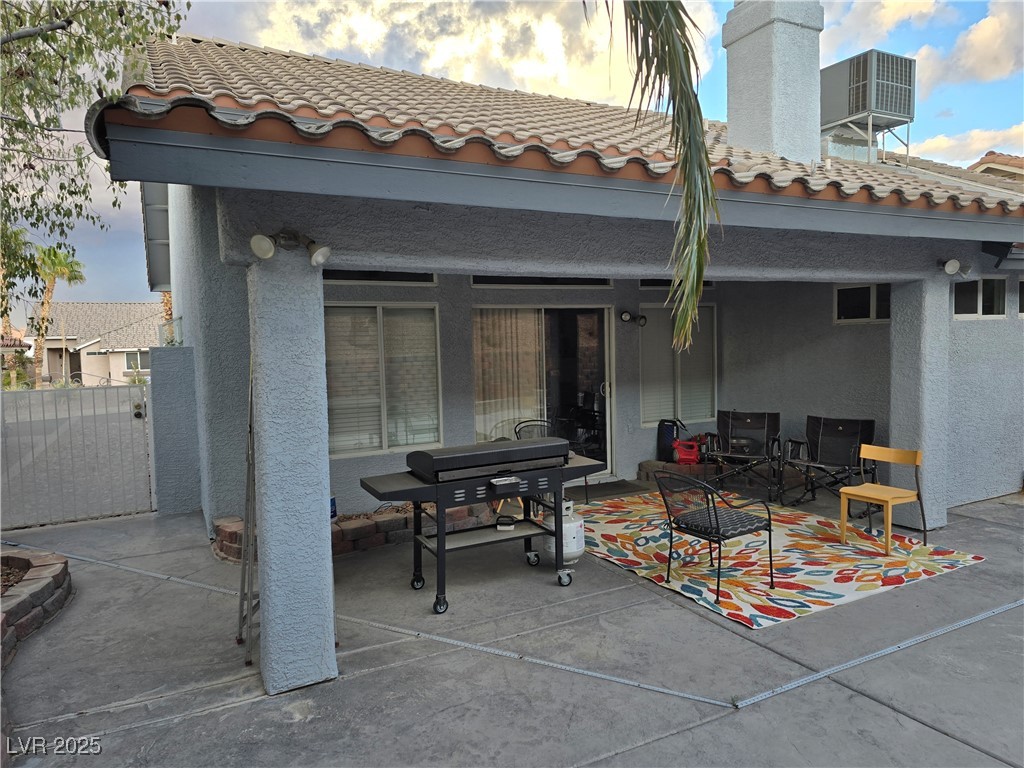 853 Rusty Anchor Way Henderson, NV 89002 - Photo 42 of 76 View of covered patio