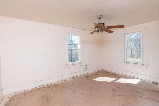 $215,000 | 5818 Lee Jackson Highway, Raphine, VA 24472