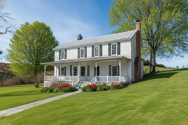 $215,000 | 5818 Lee Jackson Highway, Raphine, VA 24472