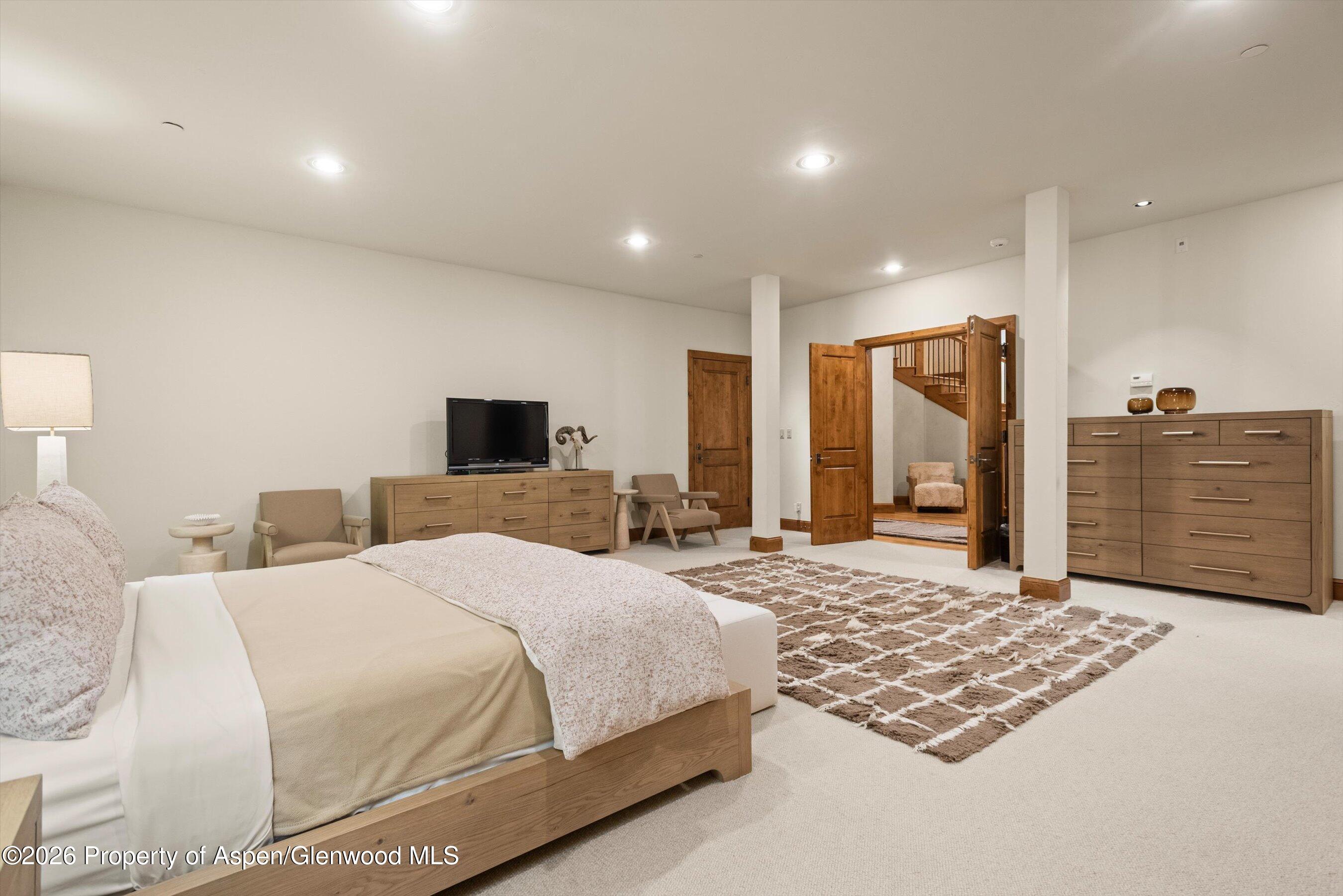 64 Prospector Road, Unit 7 Aspen, CO 81611 - Photo 46 of 49 45-64ProspectorRd_06192026_045