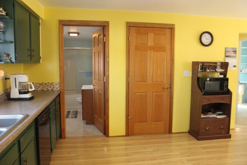 5164 North State Road Alma, MI 48801 - Photo 11 of 46 1857455-10.JPG