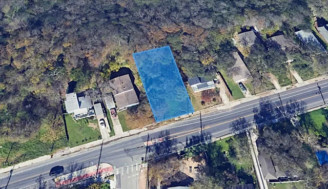 $195,000 | 3600 Oak Springs Drive, Austin, TX 78721