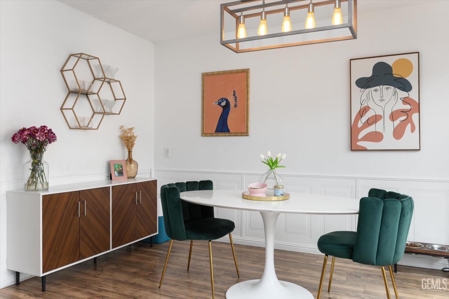 Undisclosed Address Bakersfield, CA 93308 - Photo 22 of 40 a workspace with furniture and window